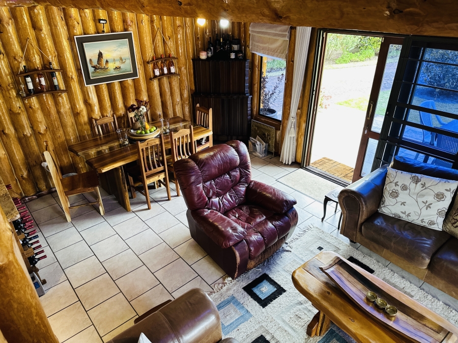 2 Bedroom Property for Sale in The Island Western Cape